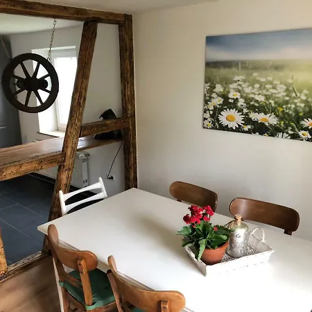 Heckenstuebchen Daire Simmerath